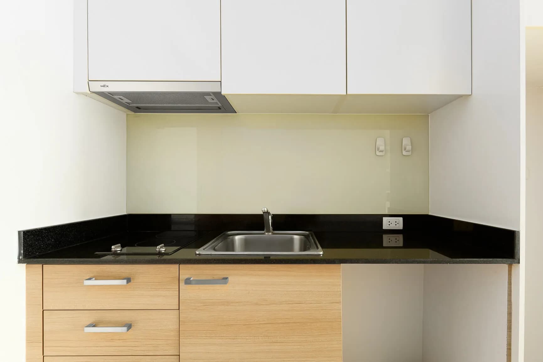 Circle Condominium property photo 6