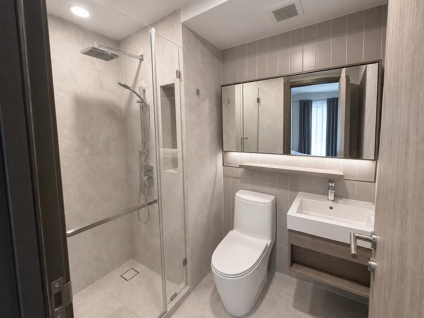 Bathroom in the Vivere unit